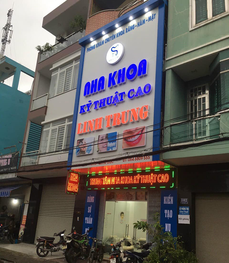 Bảng hiệu nha khoa