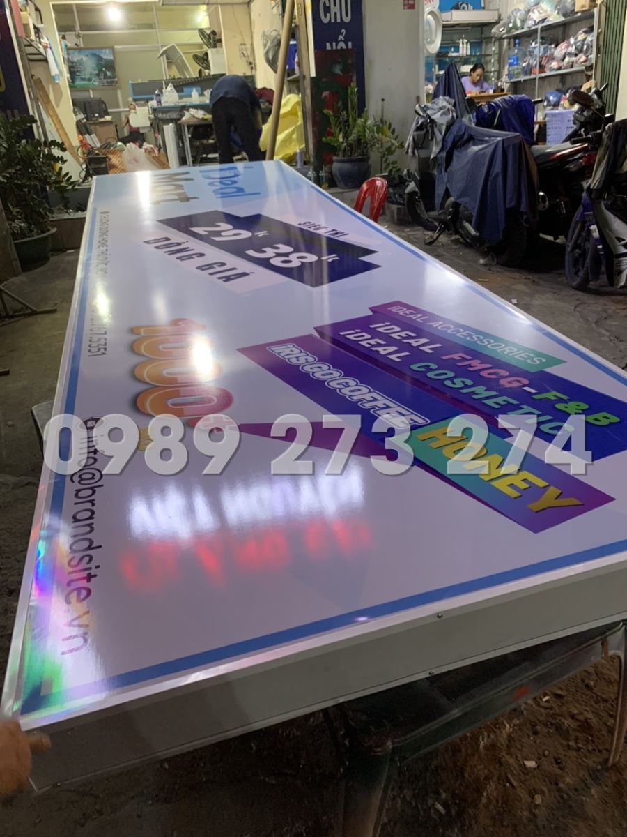 bảng hiệu hộp đèn