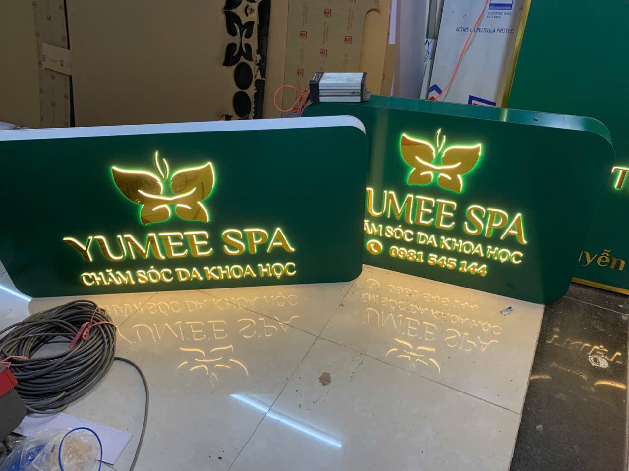 bảng hiệu spa