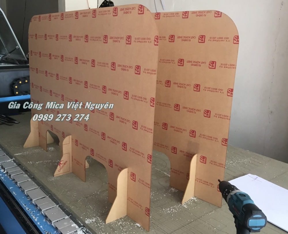 tấm chắn covid di động