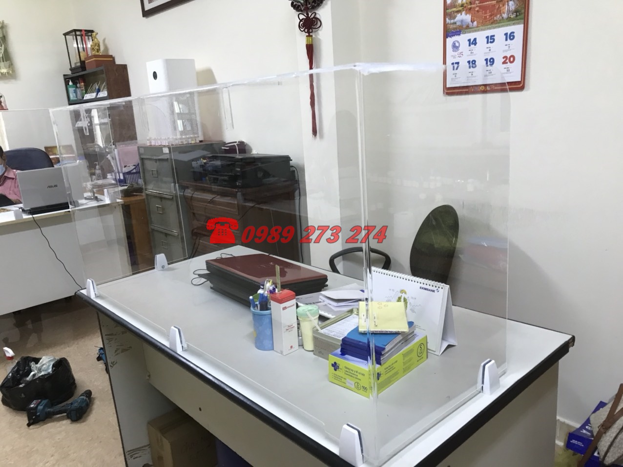 tấm chắn mica thủ đức