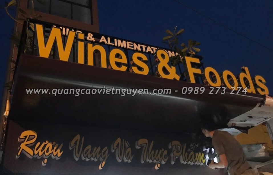 Quy trình thi công chữ nổi Mica chuyên nghiệp