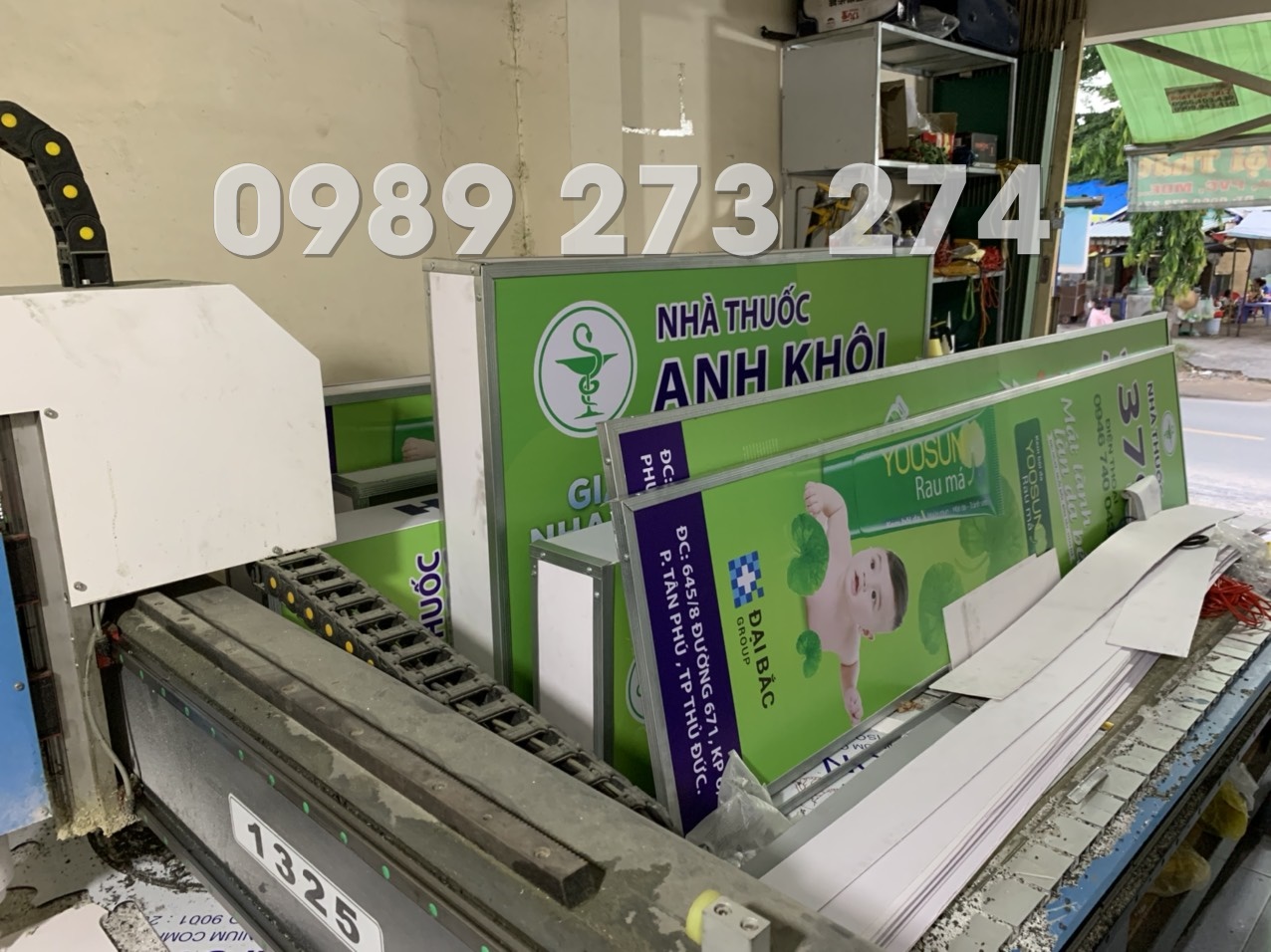 bảng hiệu nhà thuốc